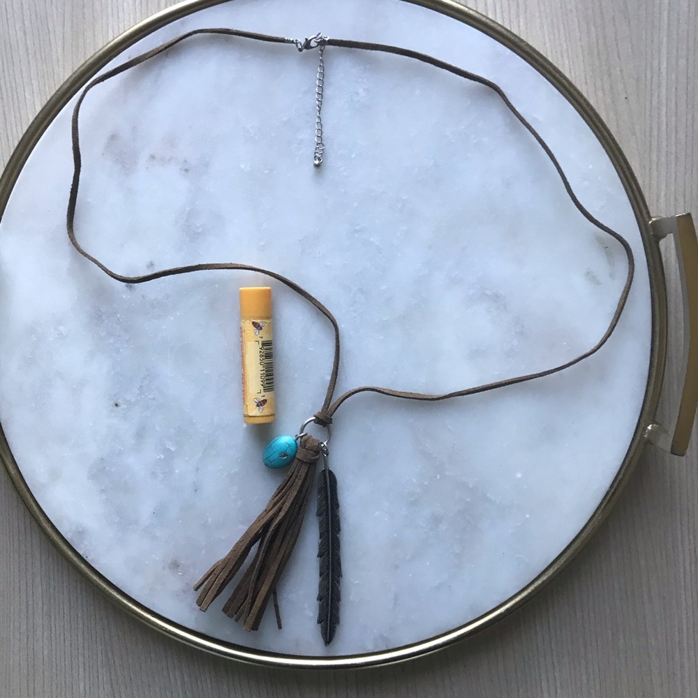 Brown Tassel Design Necklace - Picture 5 of 5